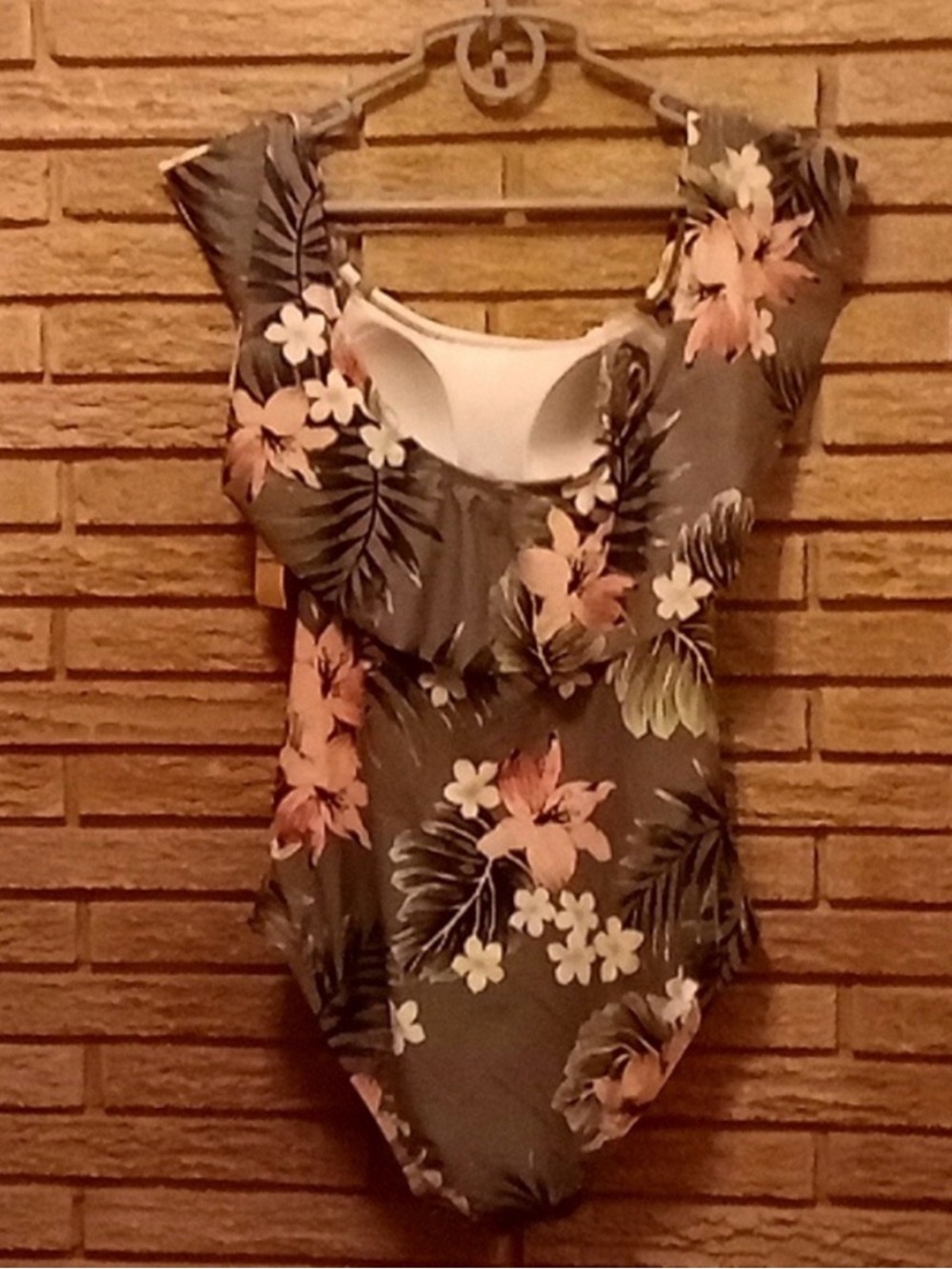 Floral Ruffle One-Piece Swimsuit - Olive Green - Picture 3 of 3